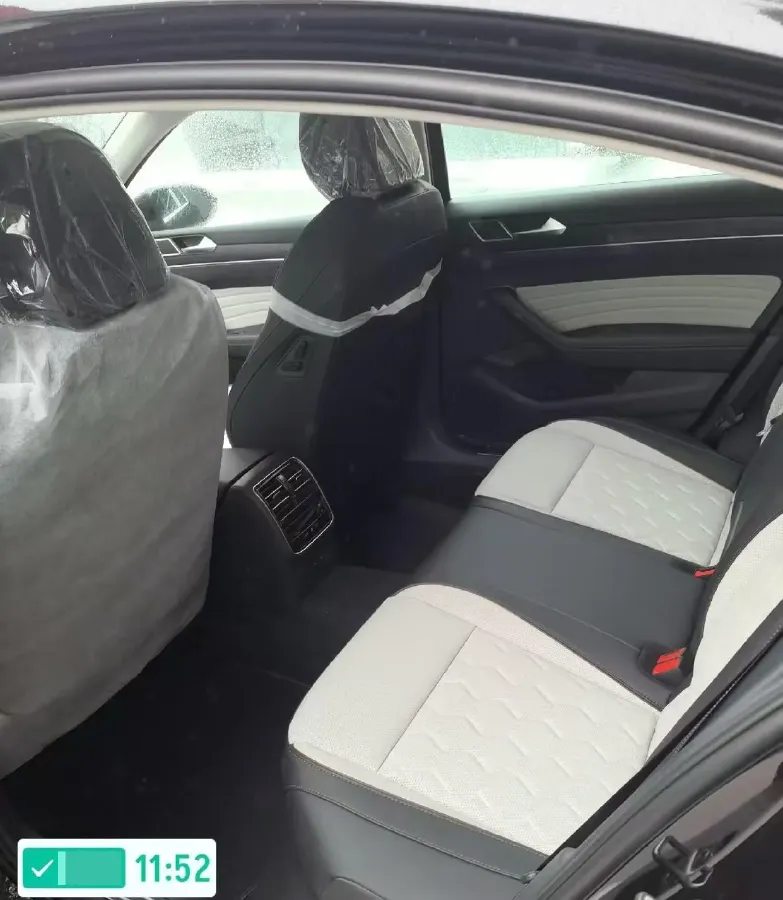 2026 Volkswagen Magotan 2.0T 220HP L4 7DCT,autocango,china used car exporter,china ev exporter,chinese used car exporter,chinese used ev exporter