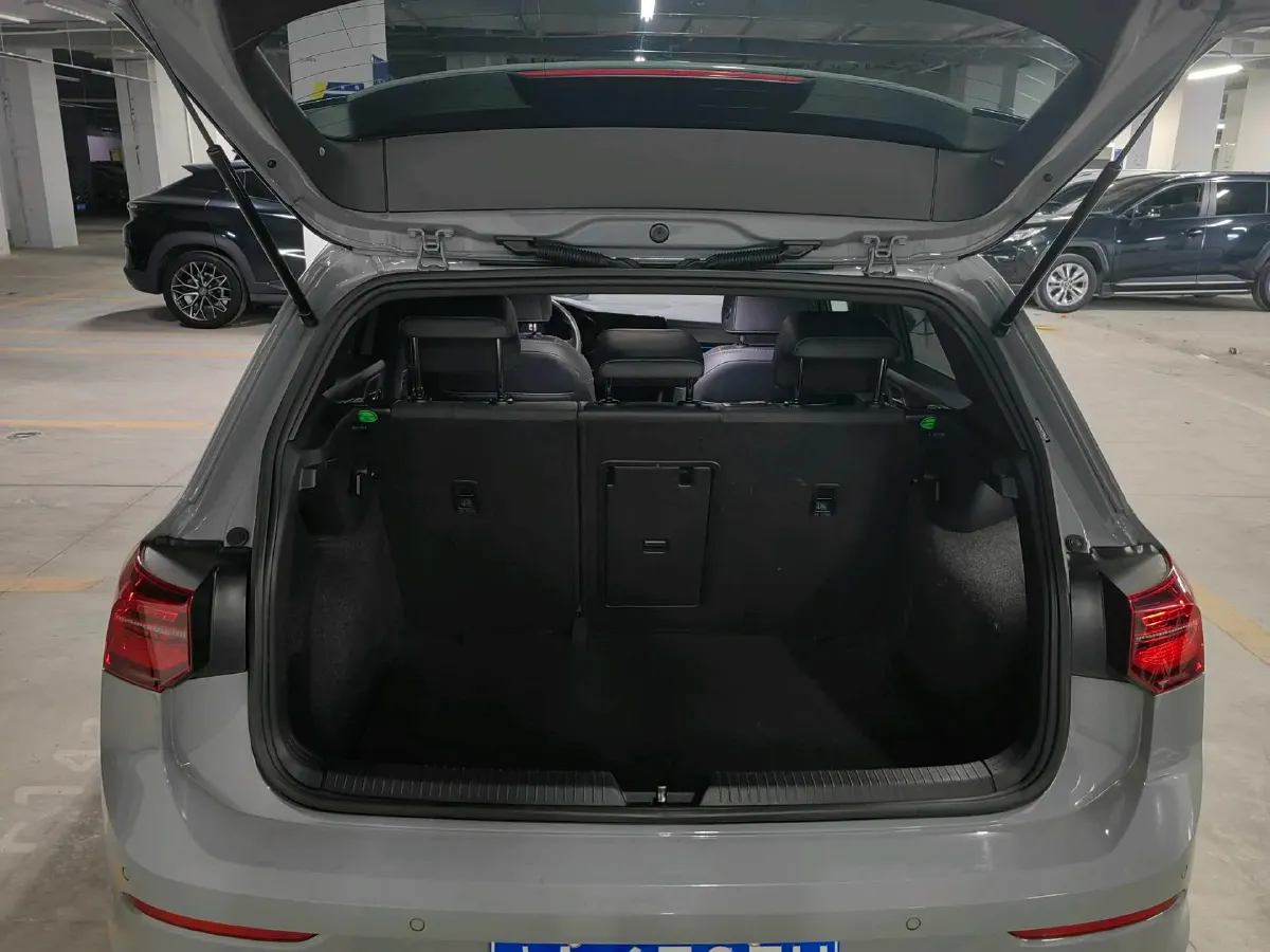 2023 Volkswagen Golf 1.4T 150HP L4 7DCT,autocango,china used car exporter,china ev exporter,chinese used car exporter,chinese used ev exporter