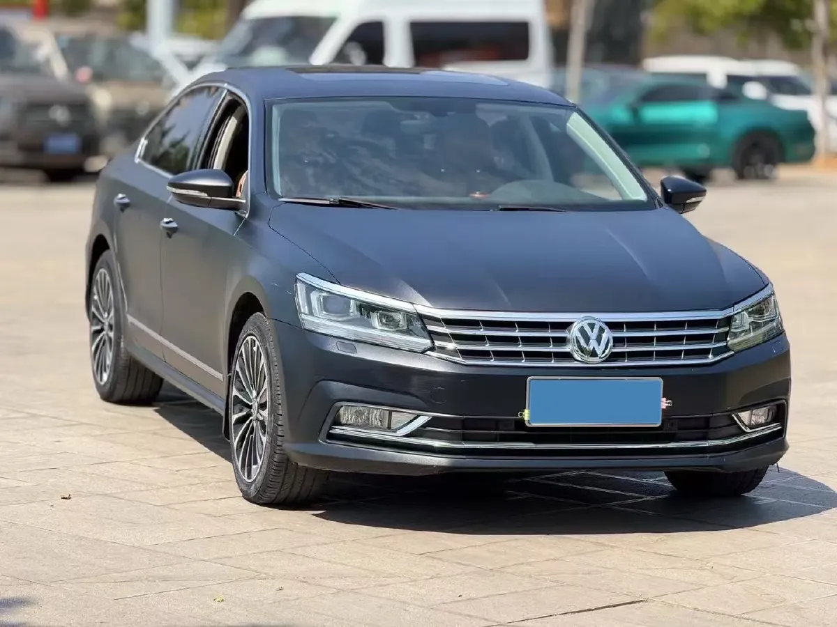 2017 Volkswagen Passat 1.8T 180HP L4 7DCT,autocango,china used car exporter,china ev exporter,chinese used car exporter,chinese used ev exporter
