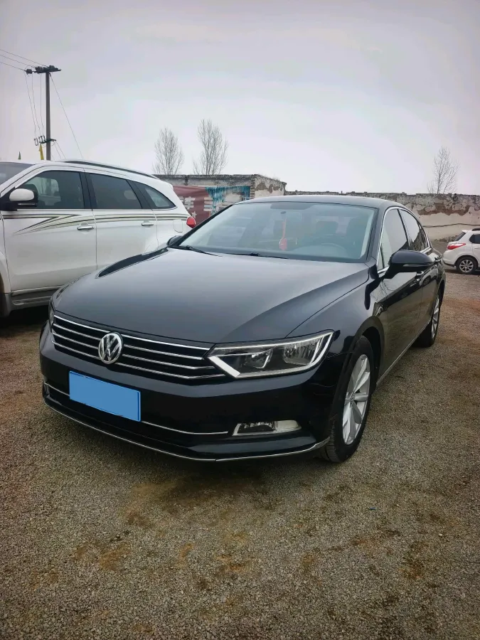 2018 Volkswagen Magotan 1.8T 180HP L4 7DCT,autocango,china used car exporter,china ev exporter,chinese used car exporter,chinese used ev exporter