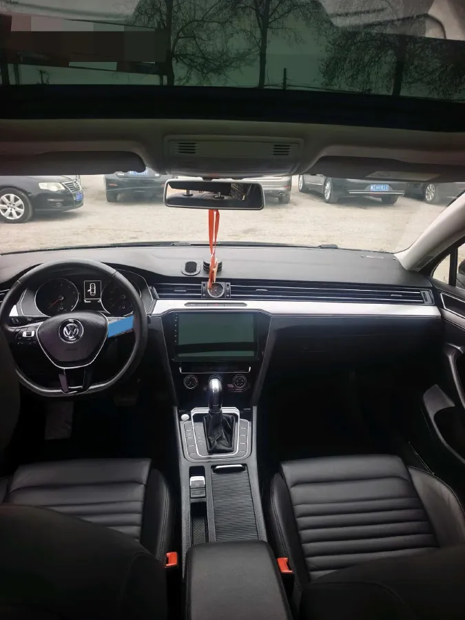 2018 Volkswagen Magotan 1.8T 180HP L4 7DCT,autocango,china used car exporter,china ev exporter,chinese used car exporter,chinese used ev exporter