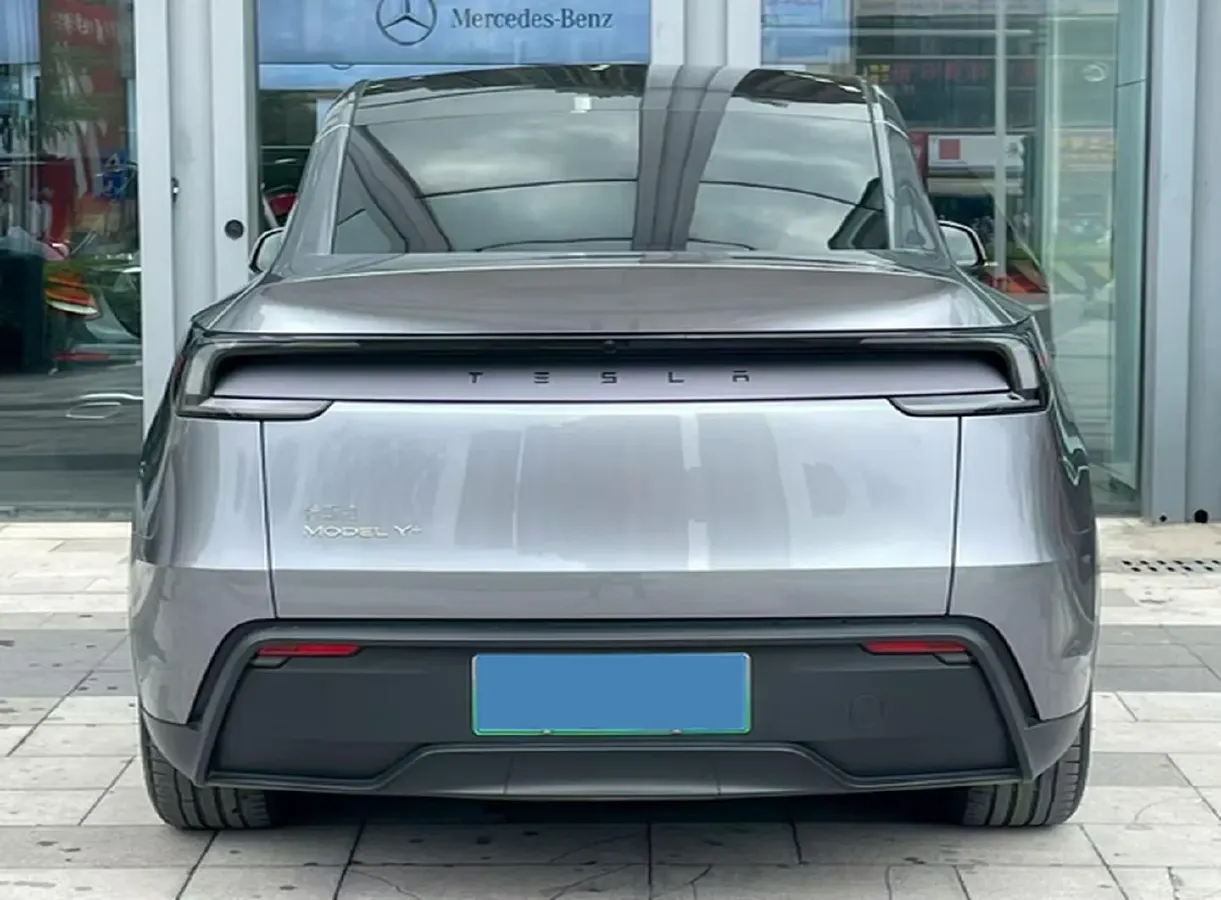 2025 Tesla Model Y BEV,autocango,china used car exporter,china ev exporter,chinese used car exporter,chinese used ev exporter