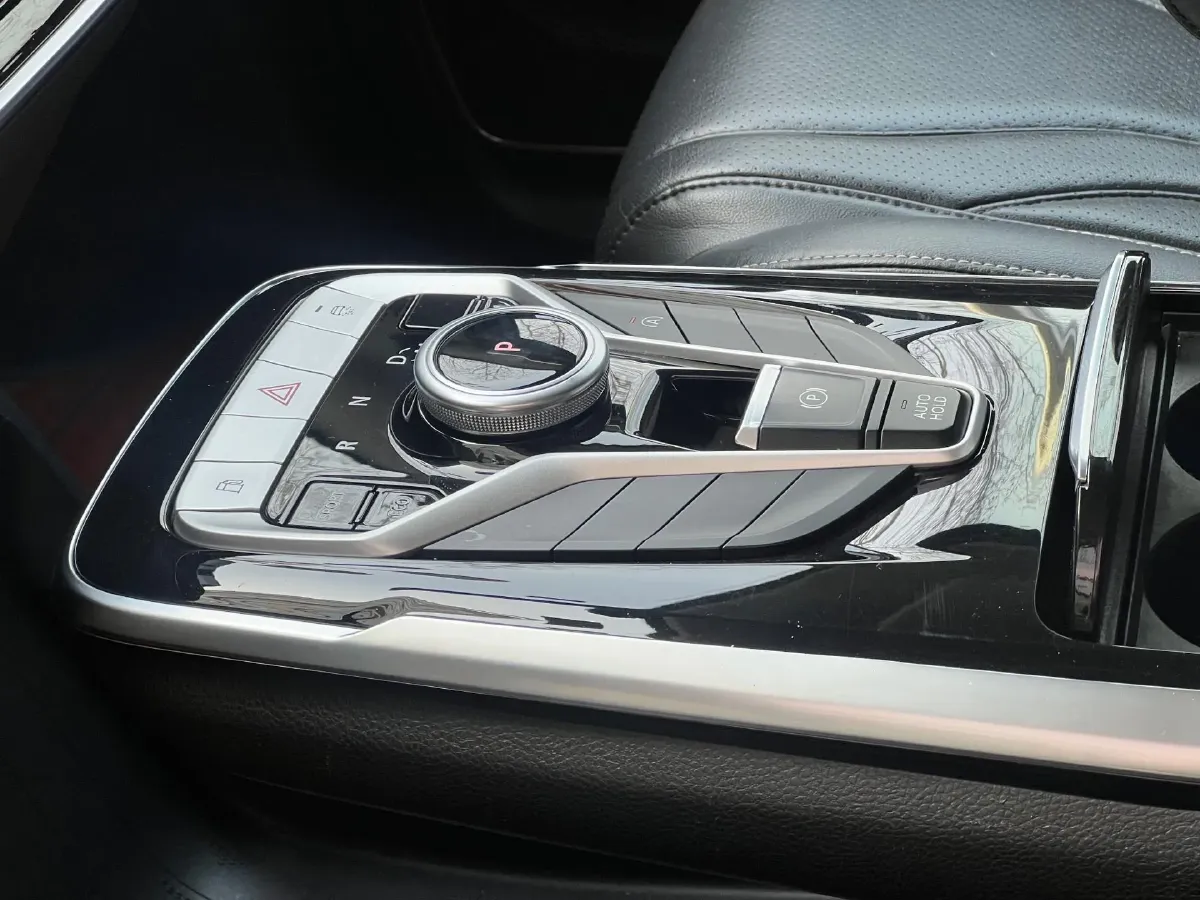 2020 MAXUS G20 2.0T 224HP L4 8AT,autocango,china used car exporter,china ev exporter,chinese used car exporter,chinese used ev exporter