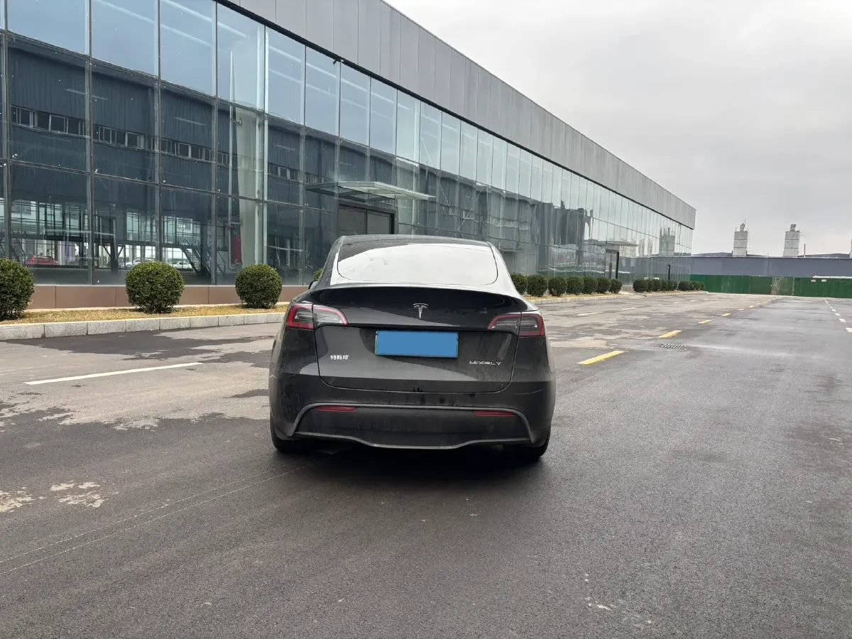 2022 Tesla Model Y BEV 60KWH,autocango,china used car exporter,china ev exporter,chinese used car exporter,chinese used ev exporter