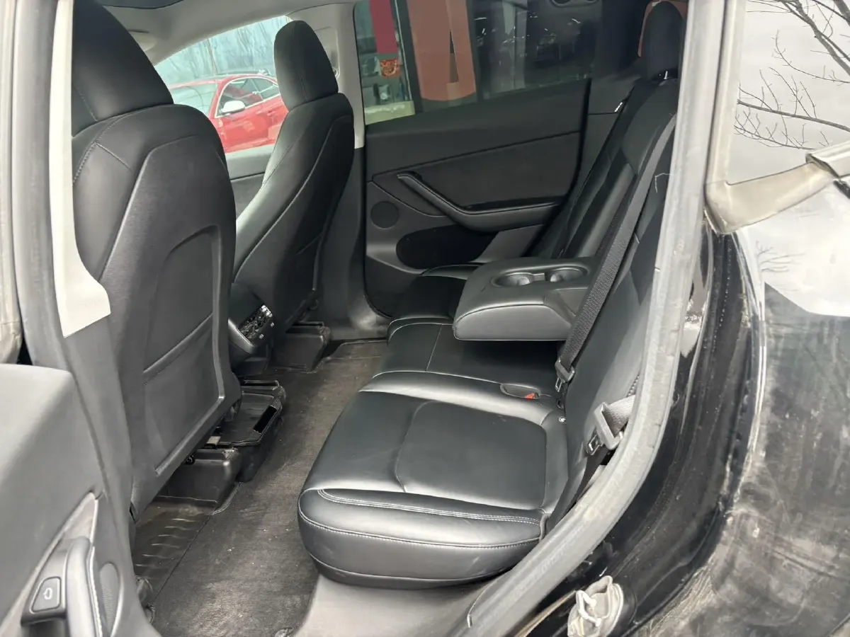 2022 Tesla Model Y BEV 60KWH,autocango,china used car exporter,china ev exporter,chinese used car exporter,chinese used ev exporter