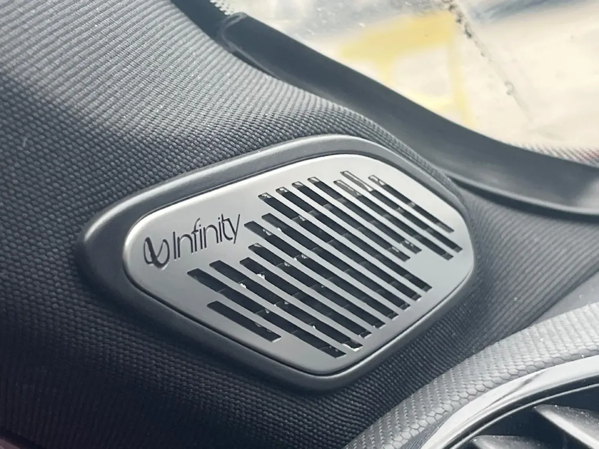 2018 Toyota C-HR 2.0L 171HP L4 CVT,autocango,china used car exporter,china ev exporter,chinese used car exporter,chinese used ev exporter