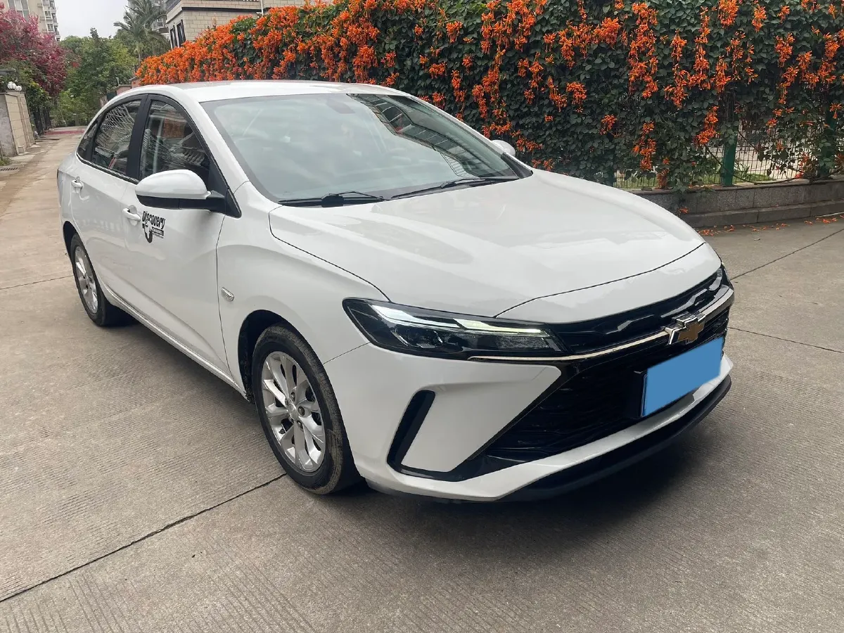 2023 Chevrolet Monza 1.5L 113HP L4 6DCT,autocango,china used car exporter,china ev exporter,chinese used car exporter,chinese used ev exporter