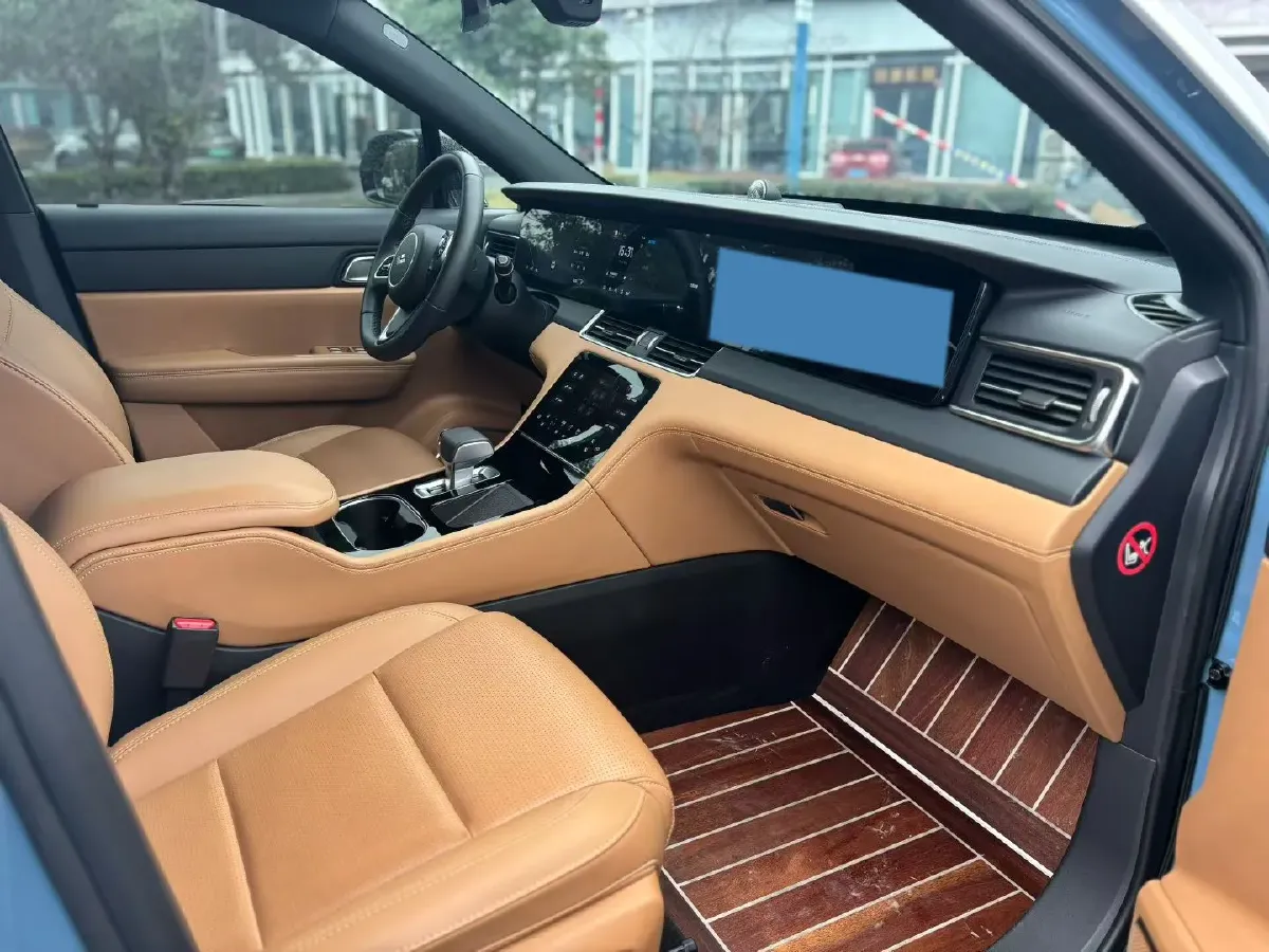 2021 Li ONE Range Extended 131HP REEV 40.5KWH,autocango,china used car exporter,china ev exporter,chinese used car exporter,chinese used ev exporter
