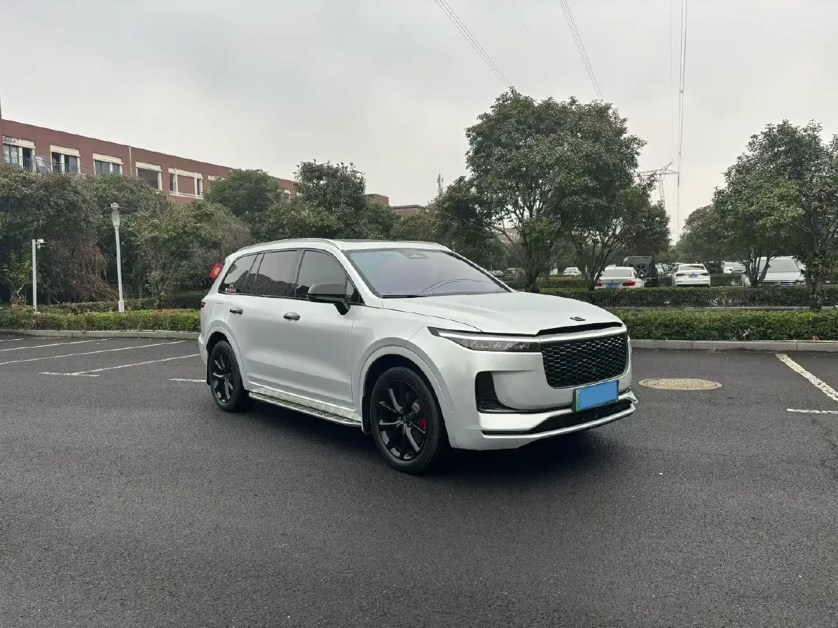 2021 Li ONE Range Extended 131HP REEV 40.5KWH,autocango,china used car exporter,china ev exporter,chinese used car exporter,chinese used ev exporter