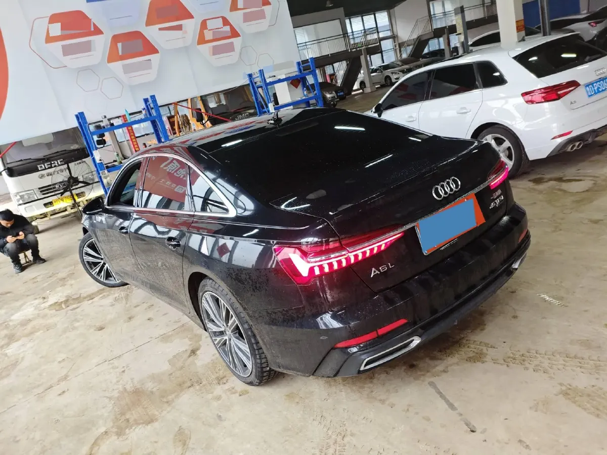 2020 Audi A6L 2.0T 224HP L4 7DCT,autocango,china used car exporter,china ev exporter,chinese used car exporter,chinese used ev exporter