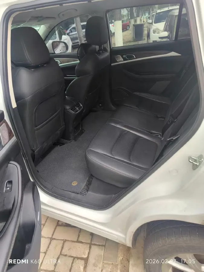 2022 Roewe RX5 MAX 2.0T 231HP L4 8AT,autocango,china used car exporter,china ev exporter,chinese used car exporter,chinese used ev exporter