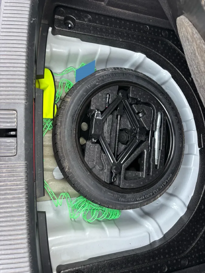 2018 Roewe Ei5 BEV 35KWH,autocango,china used car exporter,china ev exporter,chinese used car exporter,chinese used ev exporter