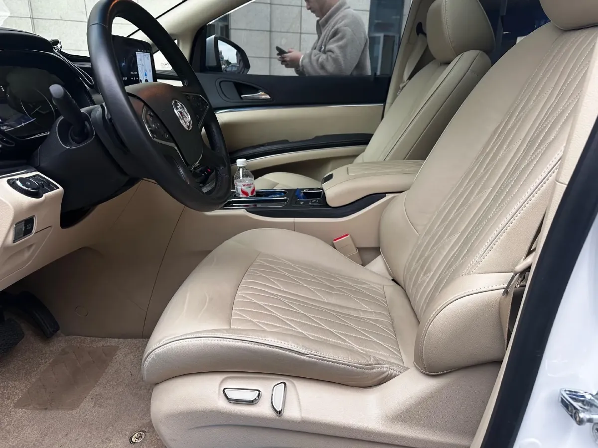 2023 Buick GL8 2.0T 237HP L4 9AT,autocango,china used car exporter,china ev exporter,chinese used car exporter,chinese used ev exporter