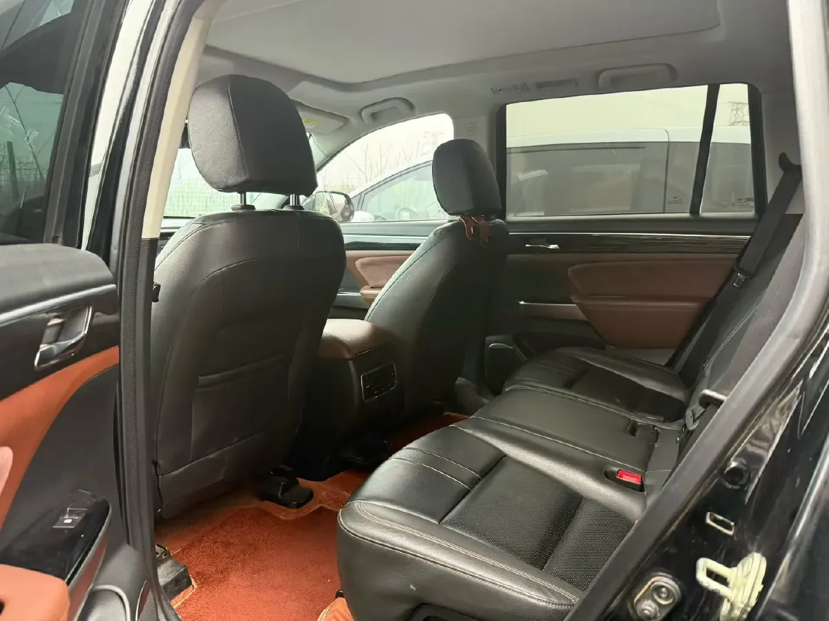 2017 GAC Trumpchi GS8 2.0T 201HP L4 6AT,autocango,china used car exporter,china ev exporter,chinese used car exporter,chinese used ev exporter