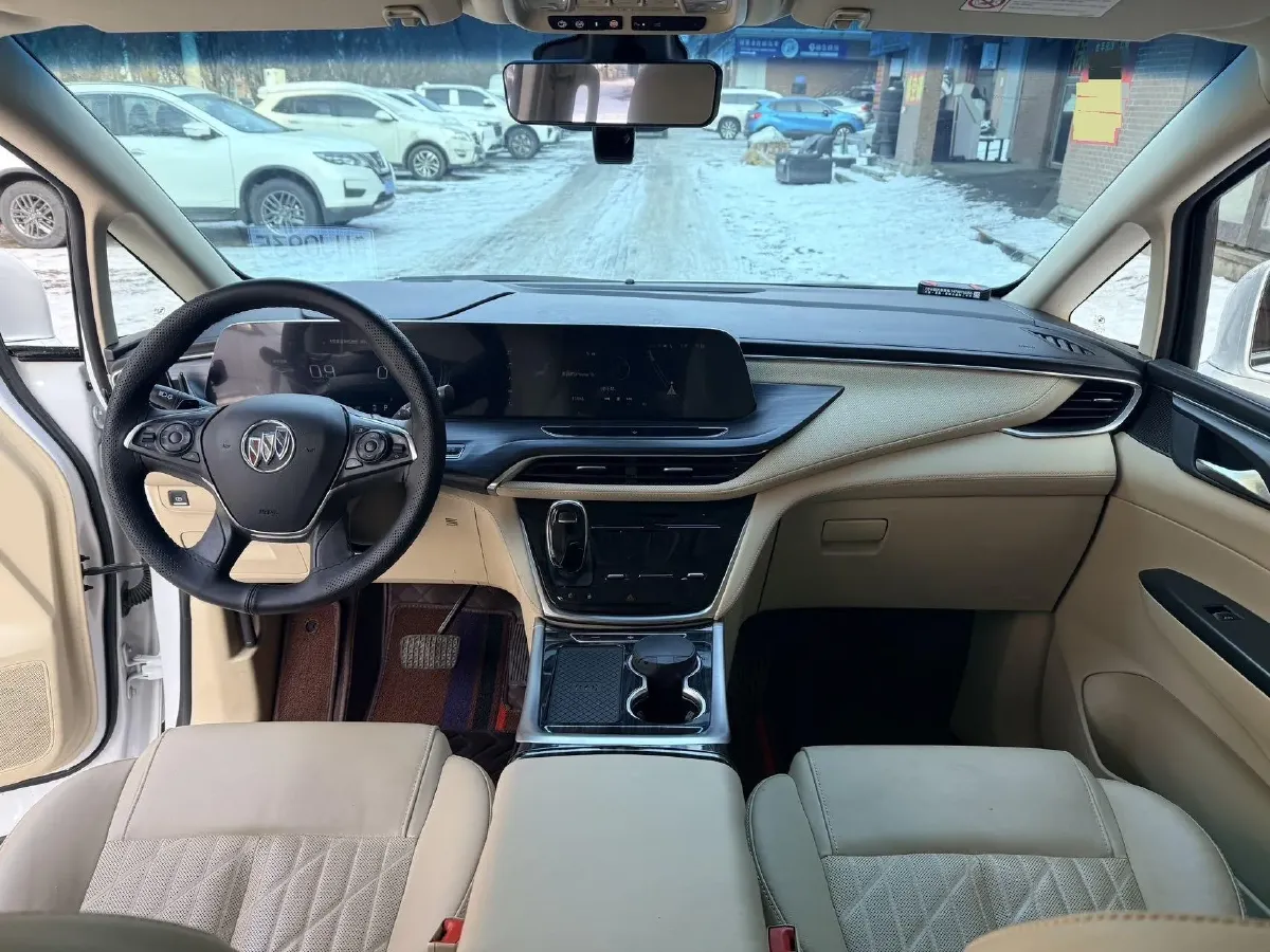 2022 Buick GL8 2.0T 237HP L4 9AT,autocango,china used car exporter,china ev exporter,chinese used car exporter,chinese used ev exporter