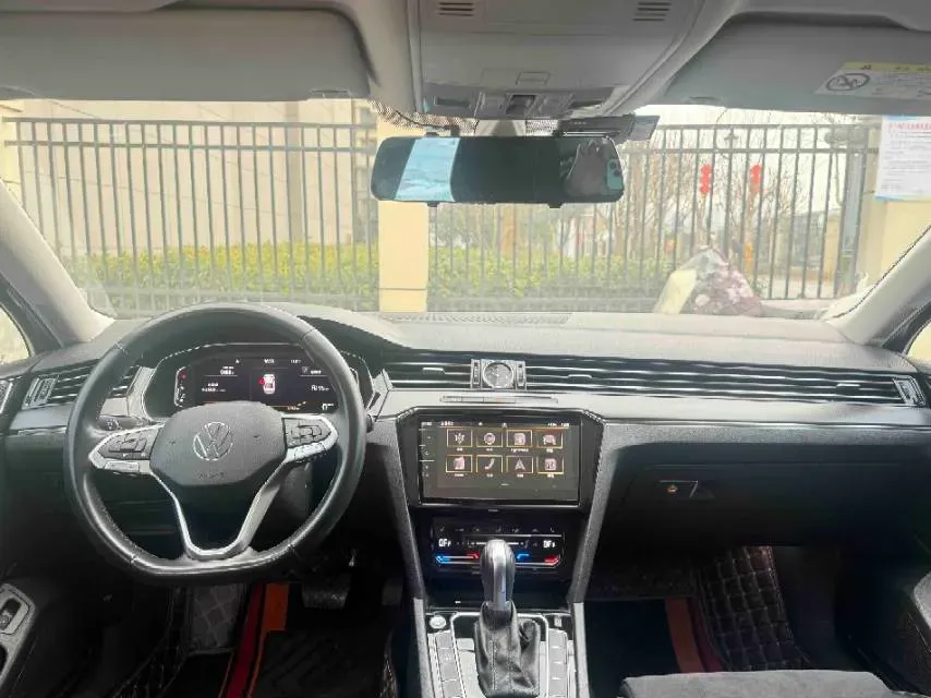 2021 Volkswagen Magotan 2.0T 186HP L4 7DCT,autocango,china used car exporter,china ev exporter,chinese used car exporter,chinese used ev exporter