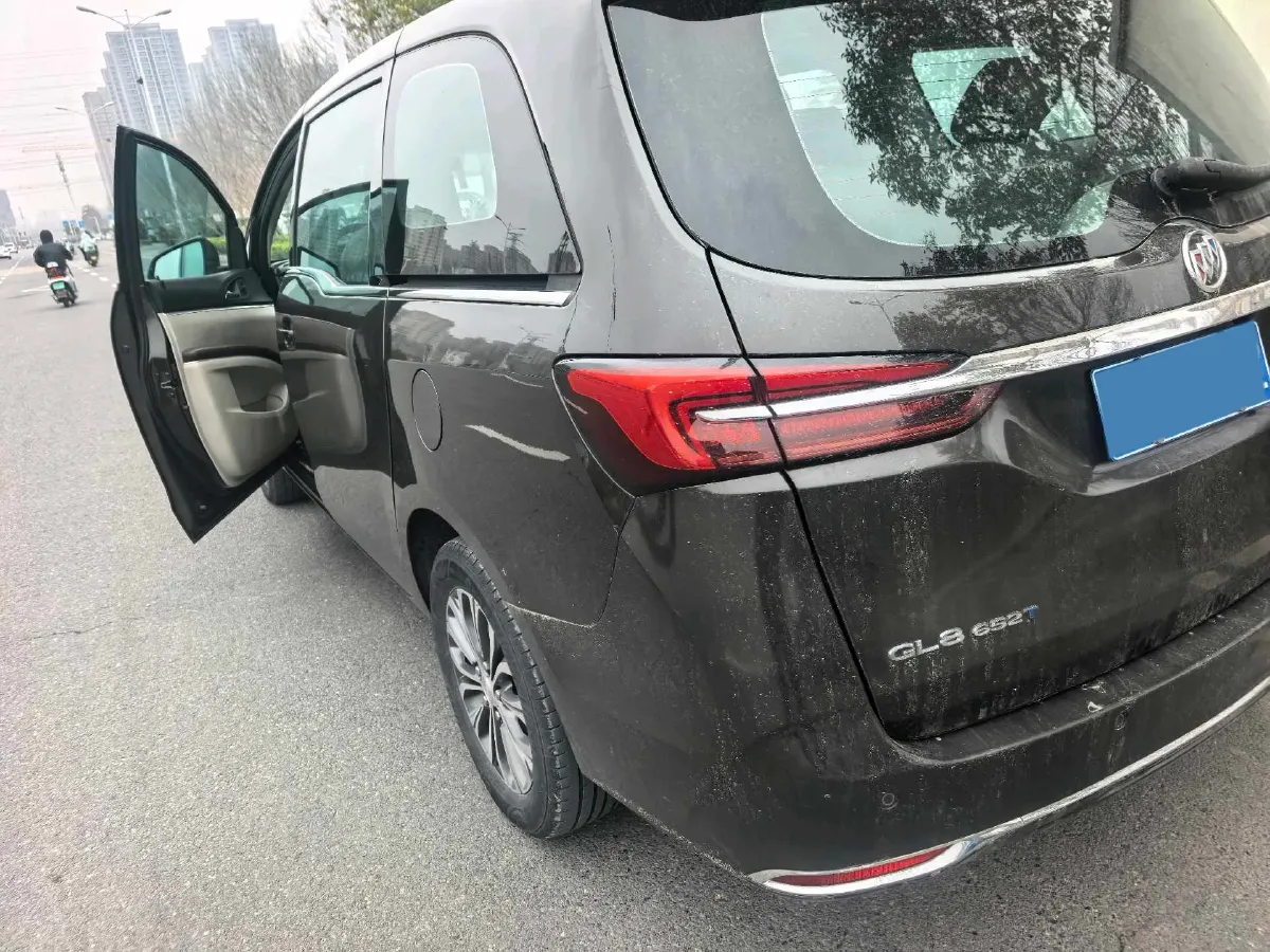 2022 Buick GL8 2.0T 237HP L4 9AT,autocango,china used car exporter,china ev exporter,chinese used car exporter,chinese used ev exporter