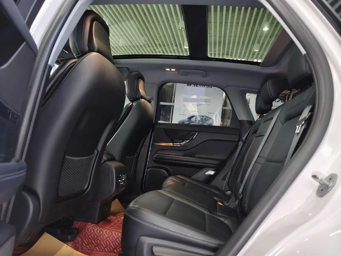 2022 Lincoln Corsair 2.0T 245HP L4 8AT,autocango,china used car exporter,china ev exporter,chinese used car exporter,chinese used ev exporter