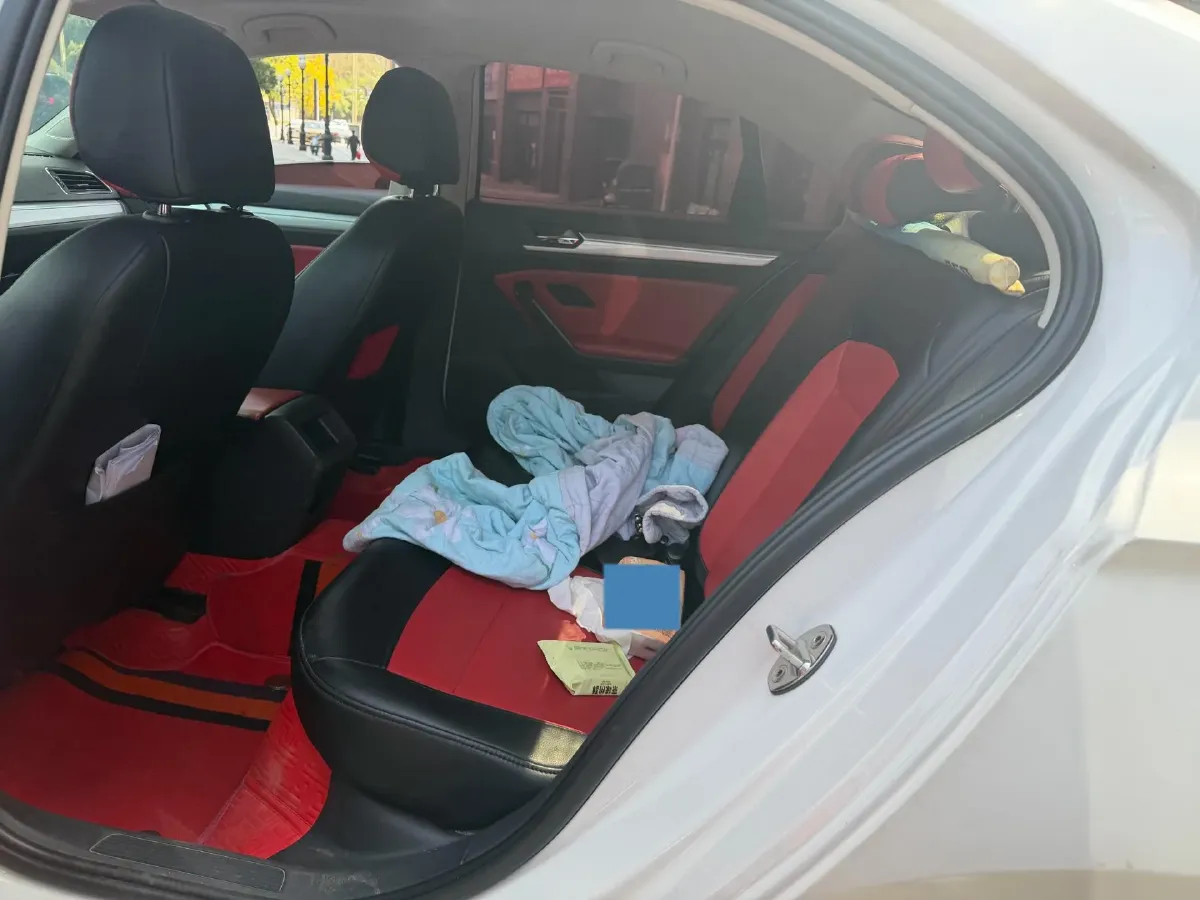 2019 Volkswagen T-Cross 1.4T 150HP L4 7DCT,autocango,china used car exporter,china ev exporter,chinese used car exporter,chinese used ev exporter