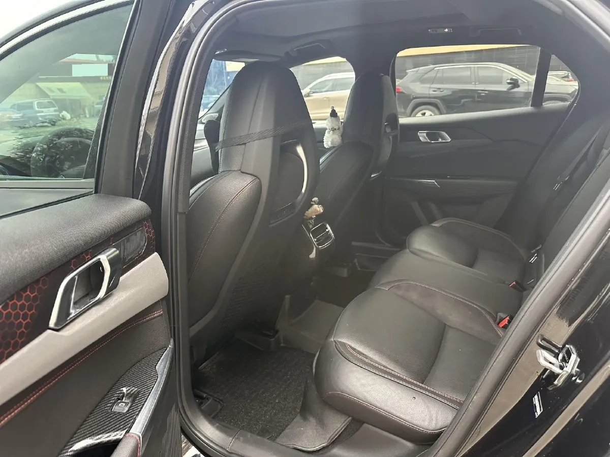 2018 Toyota C-HR 2.0L 171HP L4 CVT,autocango,china used car exporter,china ev exporter,chinese used car exporter,chinese used ev exporter