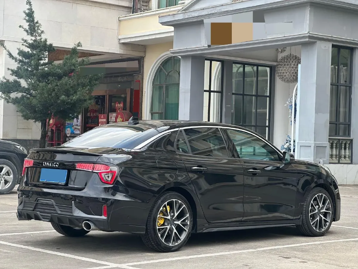 2018 Toyota C-HR 2.0L 171HP L4 CVT,autocango,china used car exporter,china ev exporter,chinese used car exporter,chinese used ev exporter