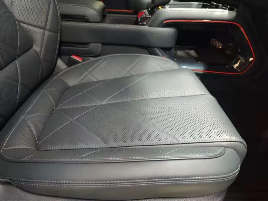 2023 FangChengBao Bao 5 1.5T 194HP L4 E-CVT PHEV 31.8KWH,autocango,china used car exporter,china ev exporter,chinese used car exporter,chinese used ev exporter