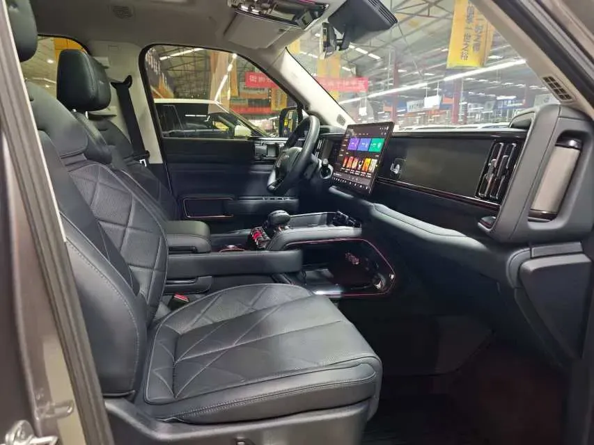 2023 FangChengBao Bao 5 1.5T 194HP L4 E-CVT PHEV 31.8KWH,autocango,china used car exporter,china ev exporter,chinese used car exporter,chinese used ev exporter