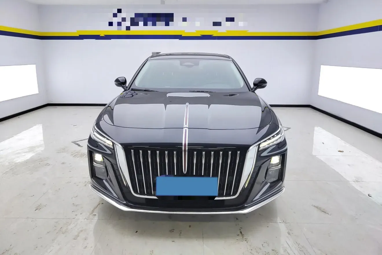 2023 HongQi H5 2.0T 224HP L4 8AT,autocango,china used car exporter,china ev exporter,chinese used car exporter,chinese used ev exporter