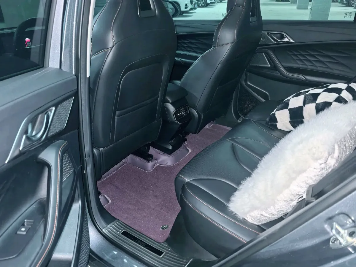 2023 Roewe RX5 1.5T 188HP L4 7DCT,autocango,china used car exporter,china ev exporter,chinese used car exporter,chinese used ev exporter