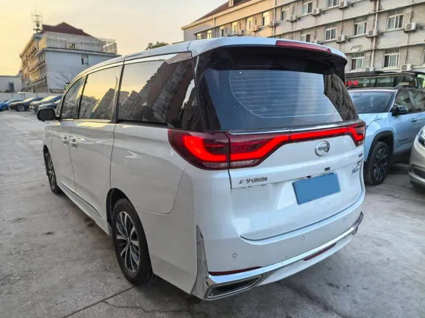 2021 GAC Trumpchi M8 2.0T 252HP L4 8AT,autocango,china used car exporter,china ev exporter,chinese used car exporter,chinese used ev exporter