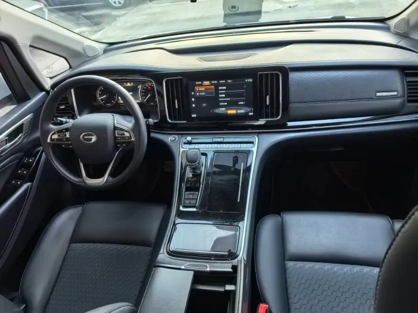 2021 GAC Trumpchi M8 2.0T 252HP L4 8AT,autocango,china used car exporter,china ev exporter,chinese used car exporter,chinese used ev exporter