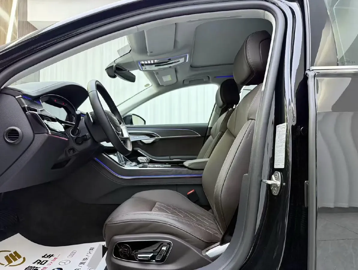 2024 Audi A8 3.0T 286HP V6 8AT,autocango,china used car exporter,china ev exporter,chinese used car exporter,chinese used ev exporter