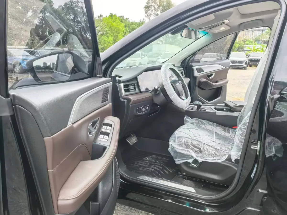 2023 Jetour X90 Plus 1.6T 197HP L4 7DCT,autocango,china used car exporter,china ev exporter,chinese used car exporter,chinese used ev exporter