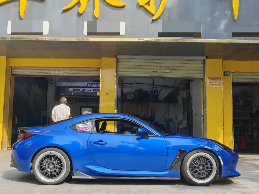 2022 Subaru BRZ 2.4L 234HP H4 6MT,autocango,china used car exporter,china ev exporter,chinese used car exporter,chinese used ev exporter