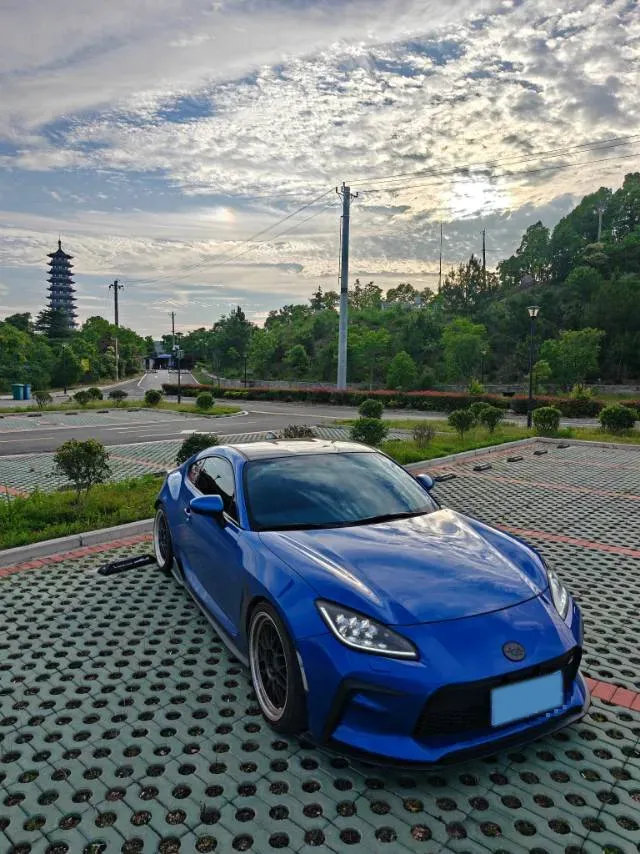 2022 Subaru BRZ 2.4L 234HP H4 6MT,autocango,china used car exporter,china ev exporter,chinese used car exporter,chinese used ev exporter