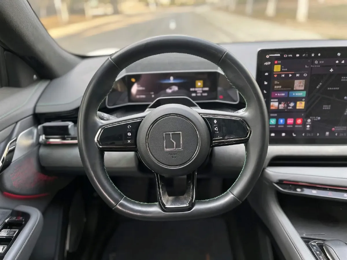 2022 Zeekr 001 BEV 100KWH,autocango,china used car exporter,china ev exporter,chinese used car exporter,chinese used ev exporter