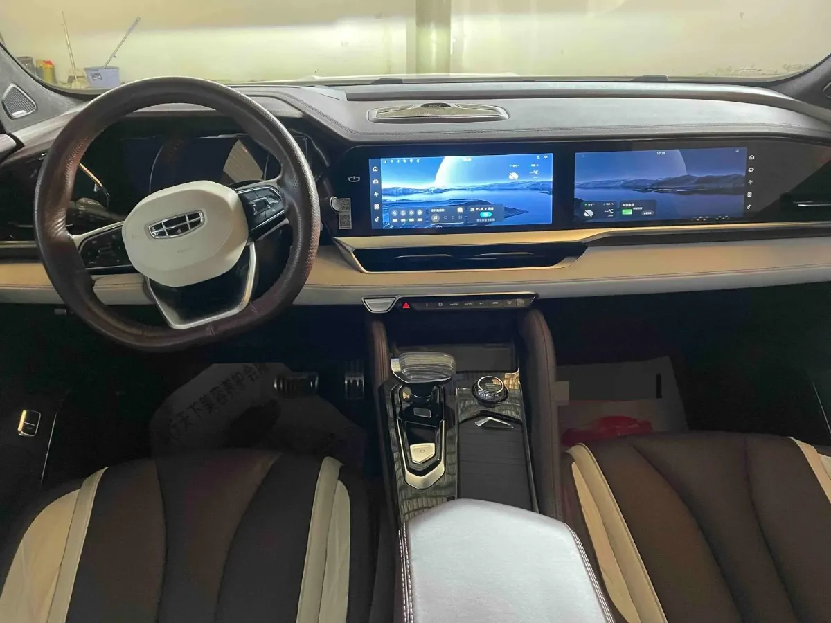 2021 Geely Monjaro 2.0T 218HP L4 7DCT,autocango,china used car exporter,china ev exporter,chinese used car exporter,chinese used ev exporter