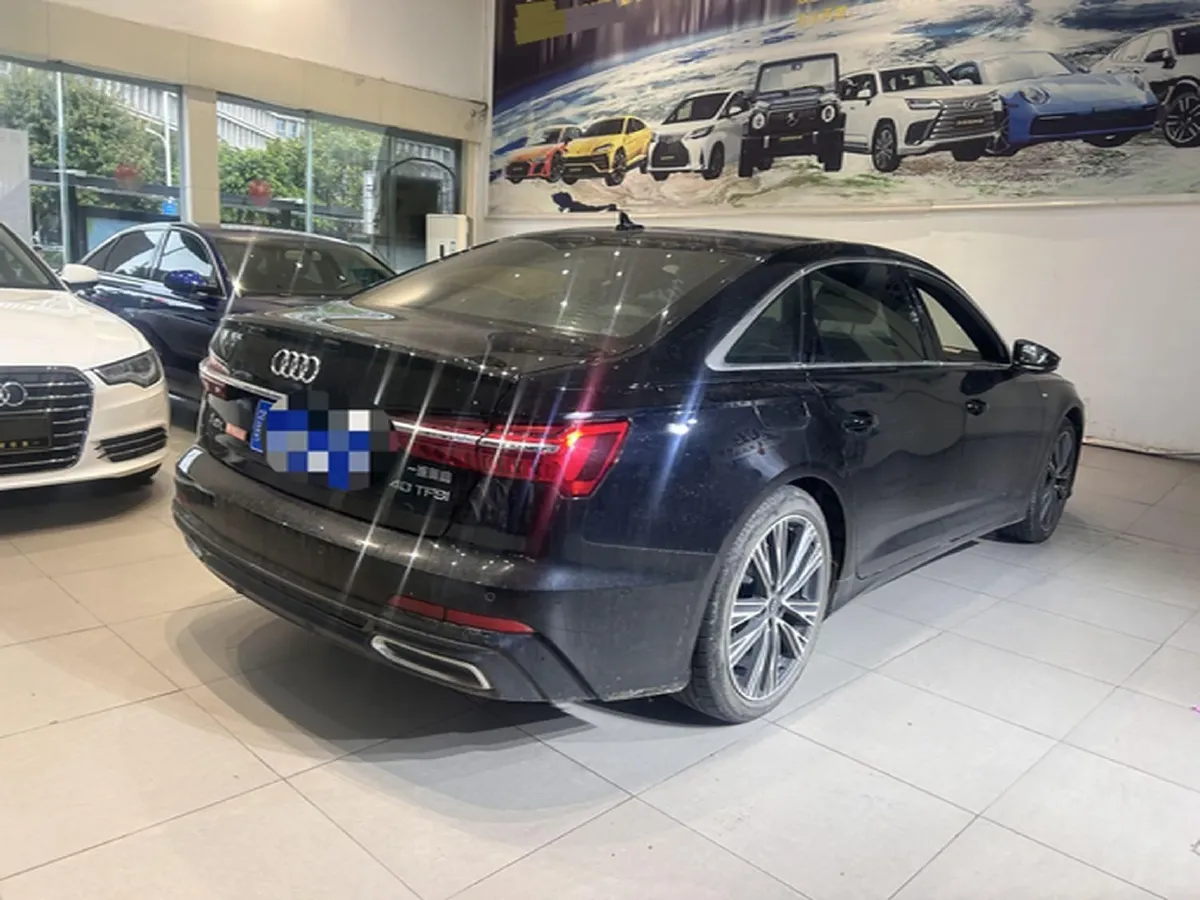 2022 Audi A6L 2.0T 190HP L4 7DCT,autocango,china used car exporter,china ev exporter,chinese used car exporter,chinese used ev exporter