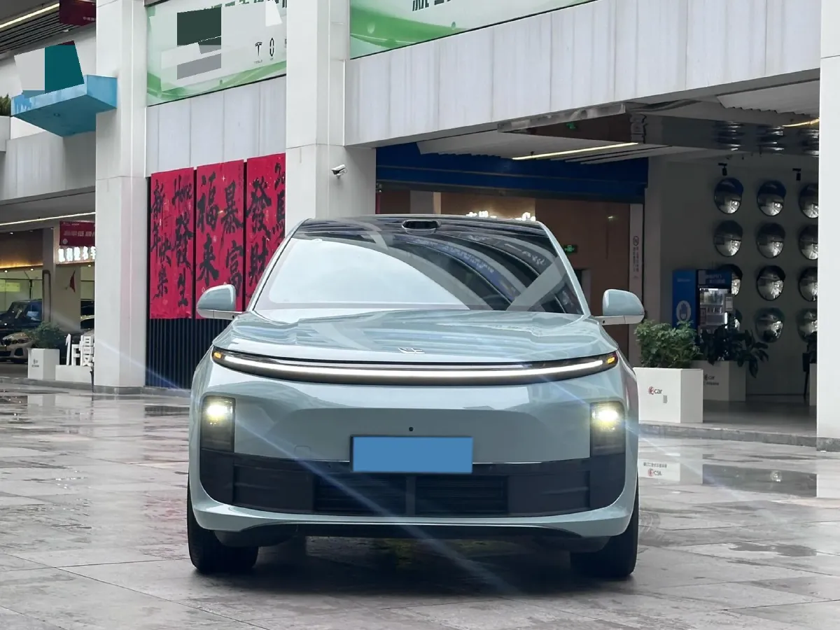 2025 Li L6 Range Extended 154HP L4 REEV,autocango,china used car exporter,china ev exporter,chinese used car exporter,chinese used ev exporter
