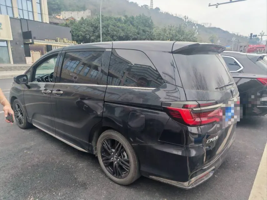 2022 Honda Odyssey 2.0L 146HP L4 E-CVT Hybrid,autocango,china used car exporter,china ev exporter,chinese used car exporter,chinese used ev exporter
