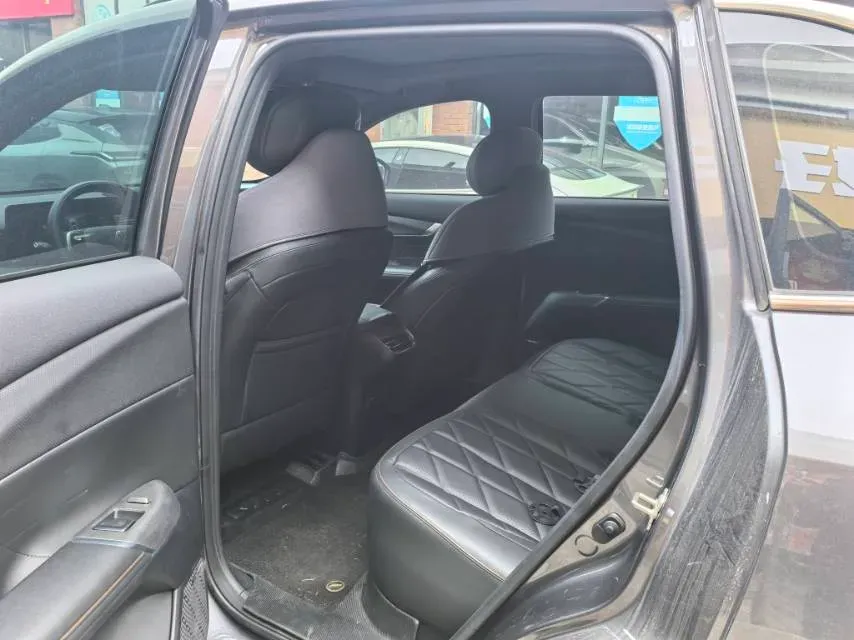 2025 ChangAn CS75 Plus 1.5T 192HP L4 8AT,autocango,china used car exporter,china ev exporter,chinese used car exporter,chinese used ev exporter