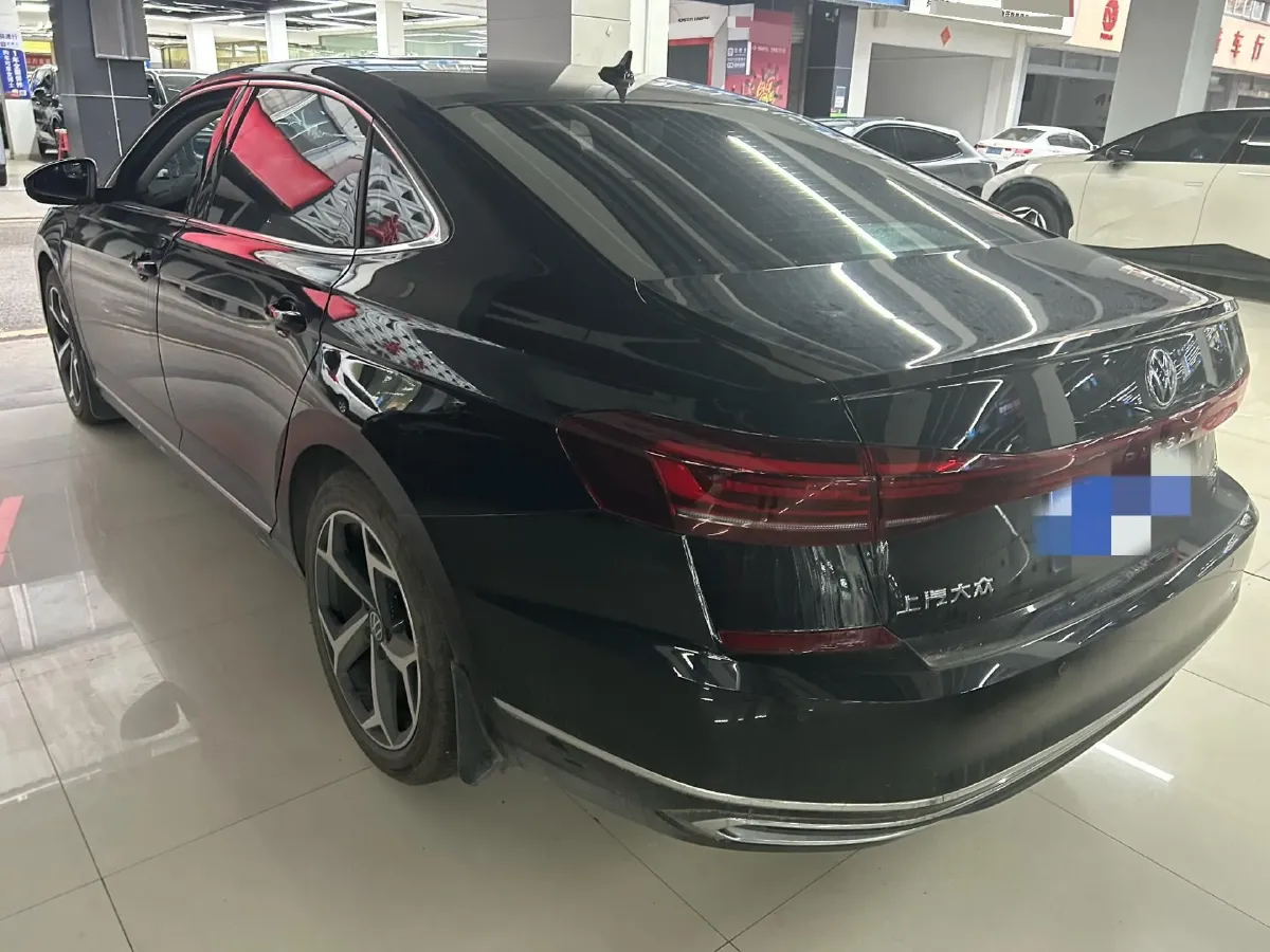 2025 Volkswagen Passat 2.0T 220HP L4 7DCT,autocango,china used car exporter,china ev exporter,chinese used car exporter,chinese used ev exporter