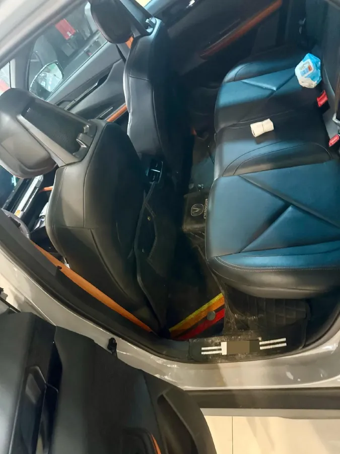 2022 ChangAn UNI-V 1.5T 188HP L4 7DCT,autocango,china used car exporter,china ev exporter,chinese used car exporter,chinese used ev exporter