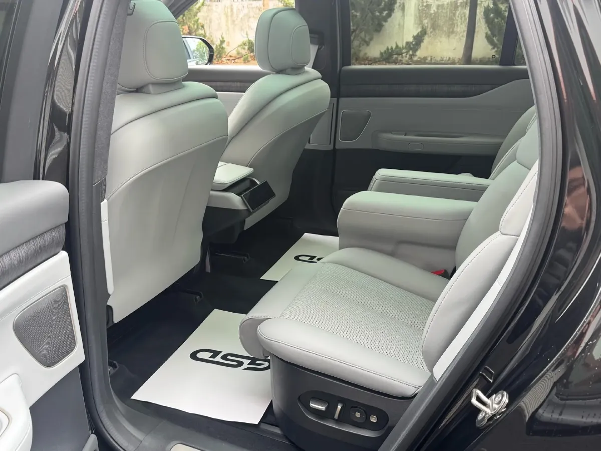 2023 NIO ES8 BEV 75KWH,autocango,china used car exporter,china ev exporter,chinese used car exporter,chinese used ev exporter