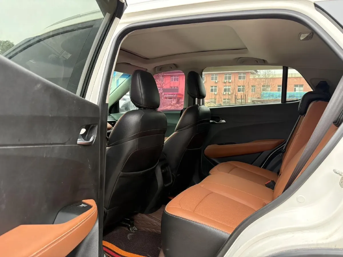 2019 Bestune X40 1.6L 114HP L4 5MT,autocango,china used car exporter,china ev exporter,chinese used car exporter,chinese used ev exporter