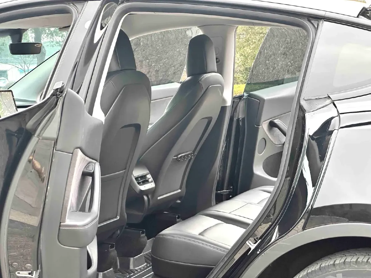 2021 MINI COUNTRYMAN 1.5T 136HP L3 8AT,autocango,china used car exporter,china ev exporter,chinese used car exporter,chinese used ev exporter