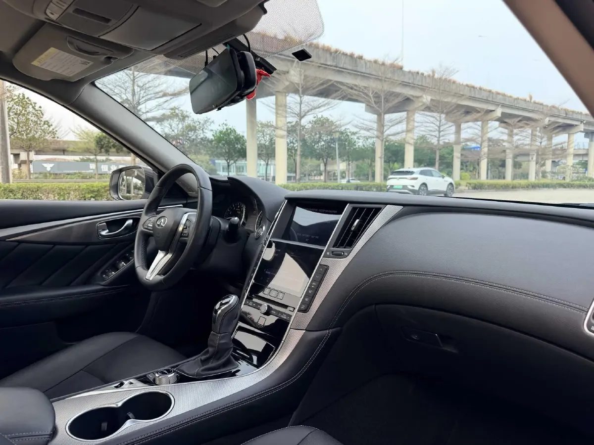 2022 Infiniti Q50L 2.0T 211HP L4 7AT,autocango,china used car exporter,china ev exporter,chinese used car exporter,chinese used ev exporter