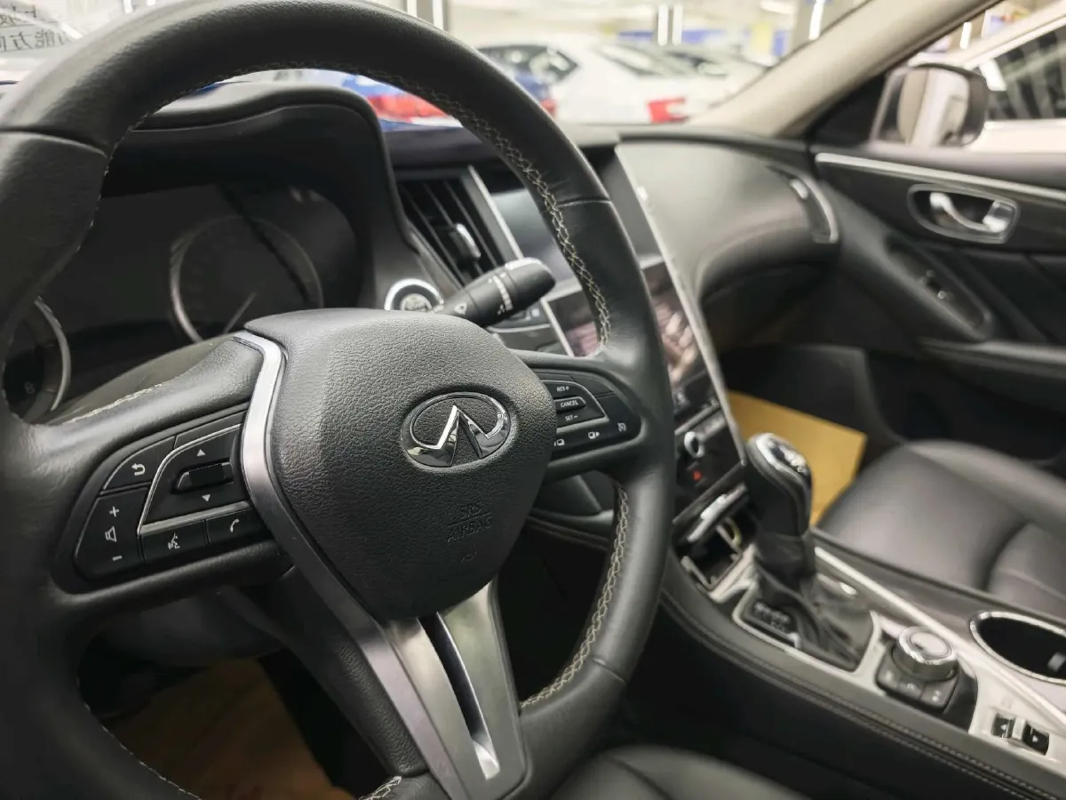 2022 Infiniti Q50L 2.0T 211HP L4 7AT,autocango,china used car exporter,china ev exporter,chinese used car exporter,chinese used ev exporter