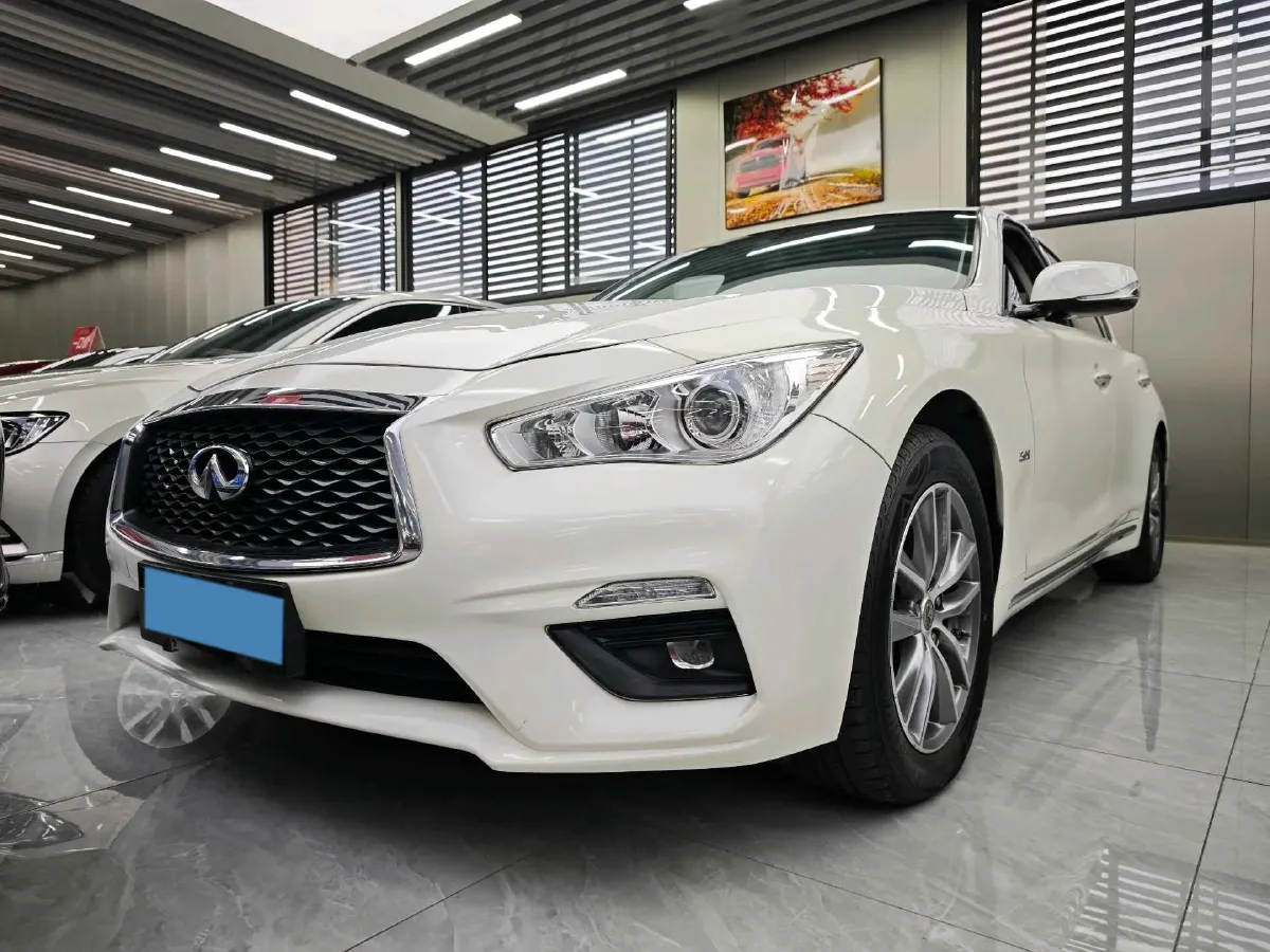 2022 Infiniti Q50L 2.0T 211HP L4 7AT,autocango,china used car exporter,china ev exporter,chinese used car exporter,chinese used ev exporter