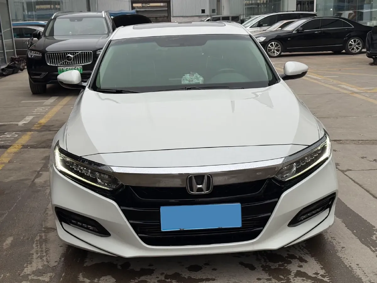 2018 Honda Accord 1.5T 194HP L4 CVT,autocango,china used car exporter,china ev exporter,chinese used car exporter,chinese used ev exporter